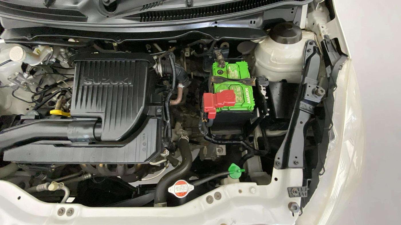 2016 Maruti Swift VXI, Petrol, Manual, 52,556 km, Engine View - Left
