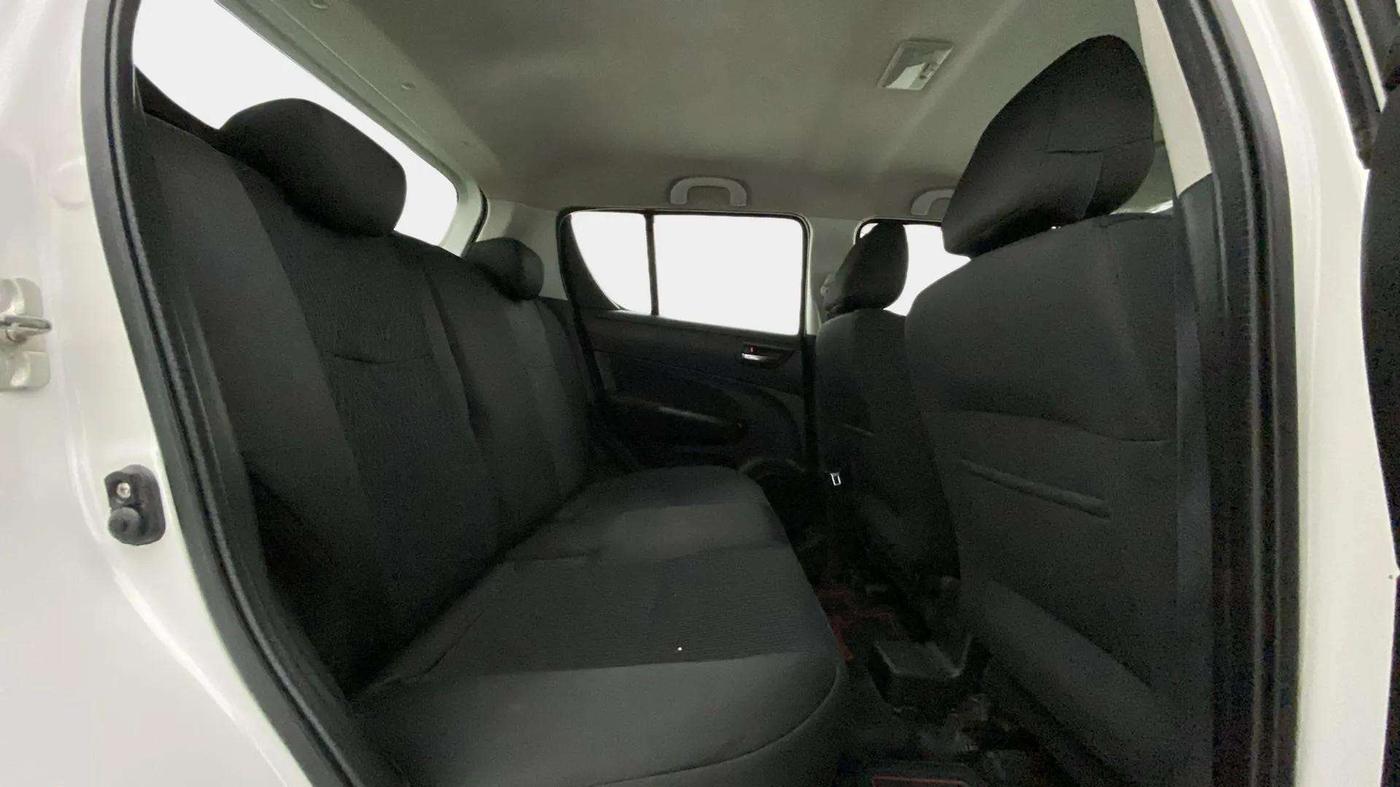 2016 Maruti Swift VXI, Petrol, Manual, 52,556 km, Right Side Rear Door Cabin