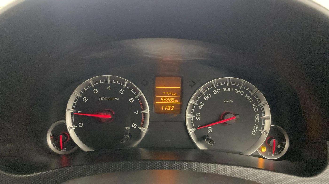 2016 Maruti Swift VXI, Petrol, Manual, 52,556 km, Odometer Image