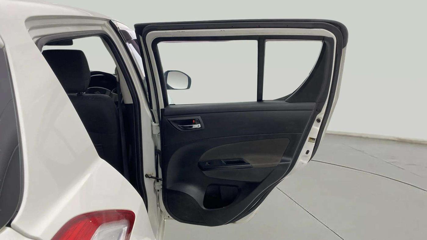 2016 Maruti Swift VXI, Petrol, Manual, 52,556 km, RHS Rear Door