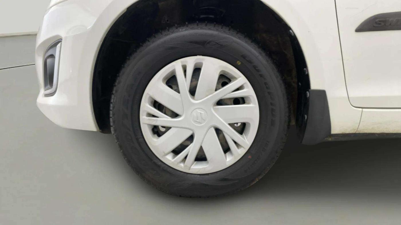 2016 Maruti Swift VXI, Petrol, Manual, 52,556 km, Left Front Wheel