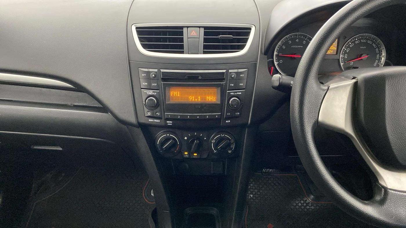 2016 Maruti Swift VXI, Petrol, Manual, 52,556 km, Air Conditioner
