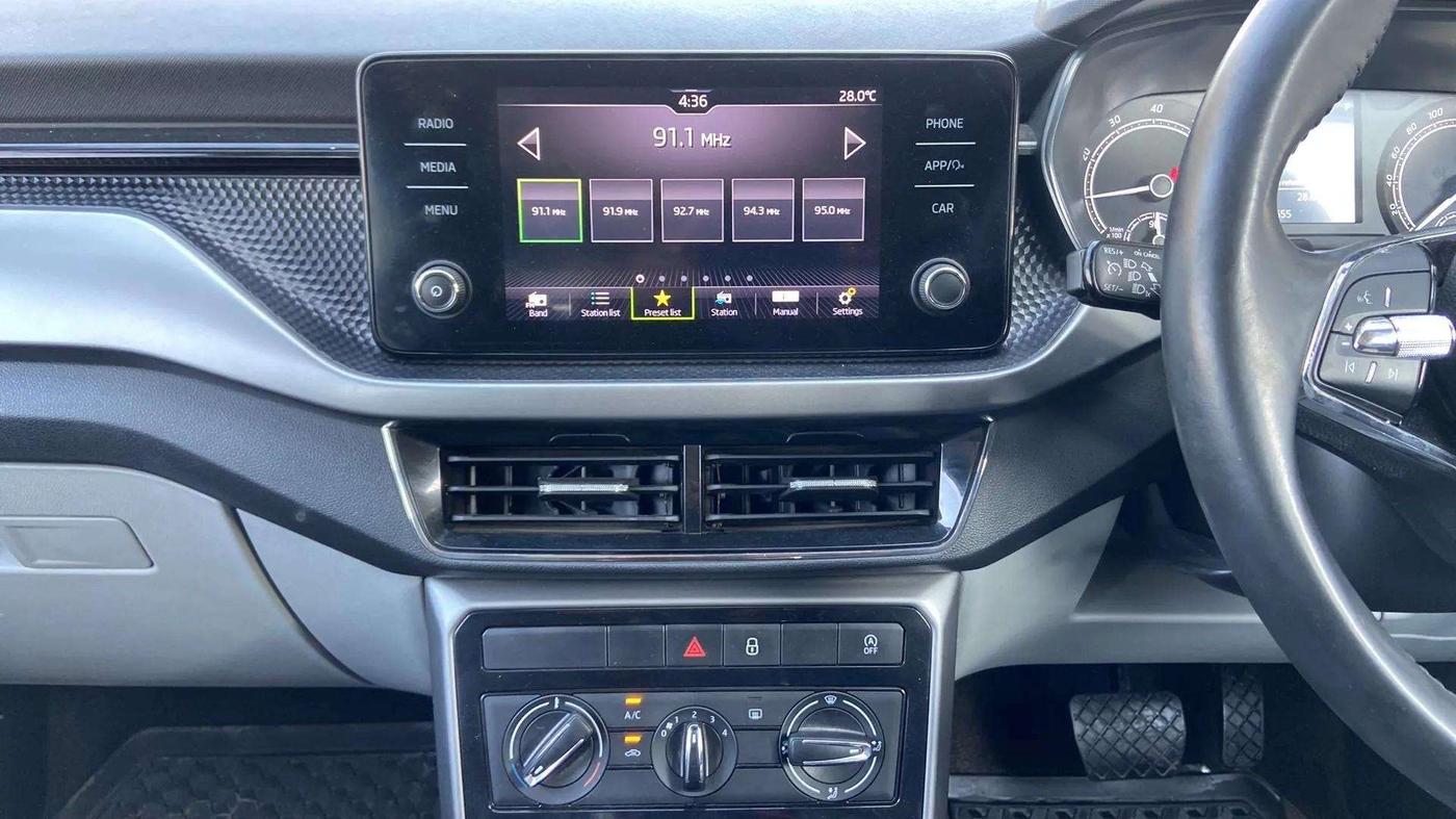 2022 Skoda KUSHAQ AMBITION 1.0L TSI AT, Petrol, Automatic, 21,749 km, Air Conditioner