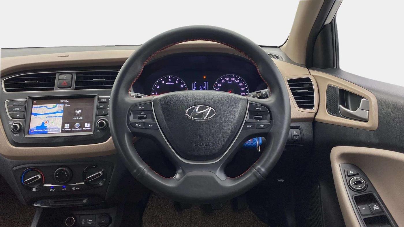 2020 Hyundai Elite i20 SPORTZ PLUS 1.2, Petrol, Manual, 57,857 km, Steering Wheel Close Up