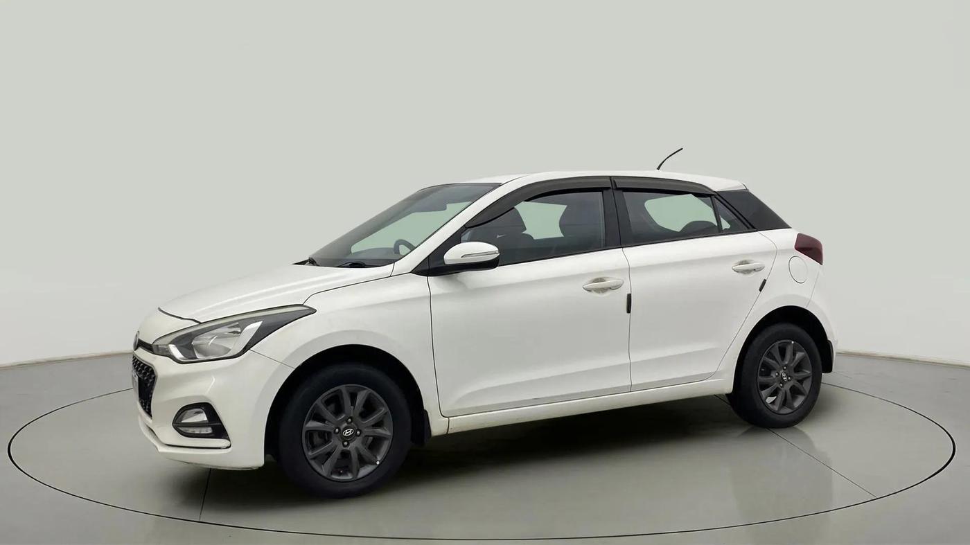 2020 Hyundai Elite i20 SPORTZ PLUS 1.2, Petrol, Manual, 57,857 km, Left Front Diagonal
