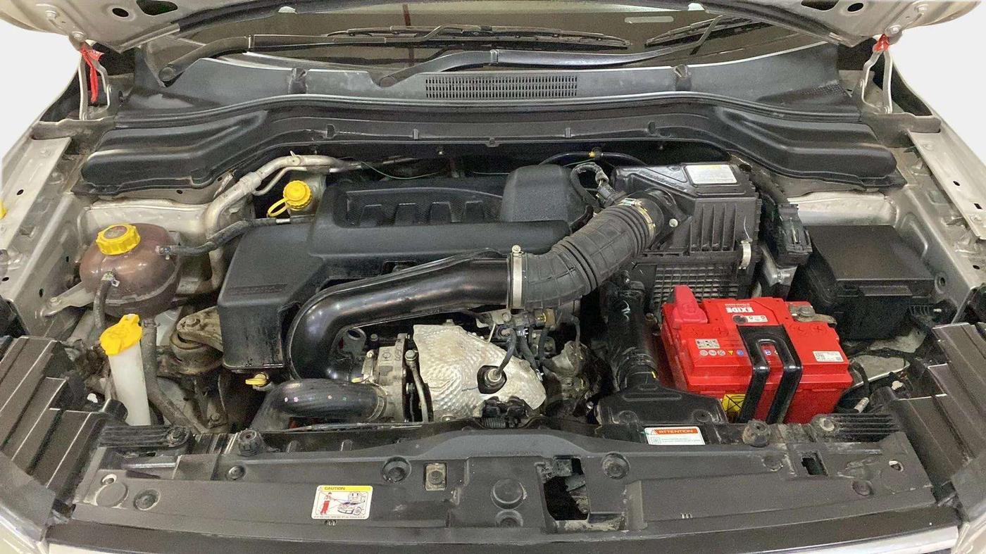 2021 Mahindra XUV300 W6 1.5 Diesel, Diesel, Manual, 38,074 km, Open Bonet