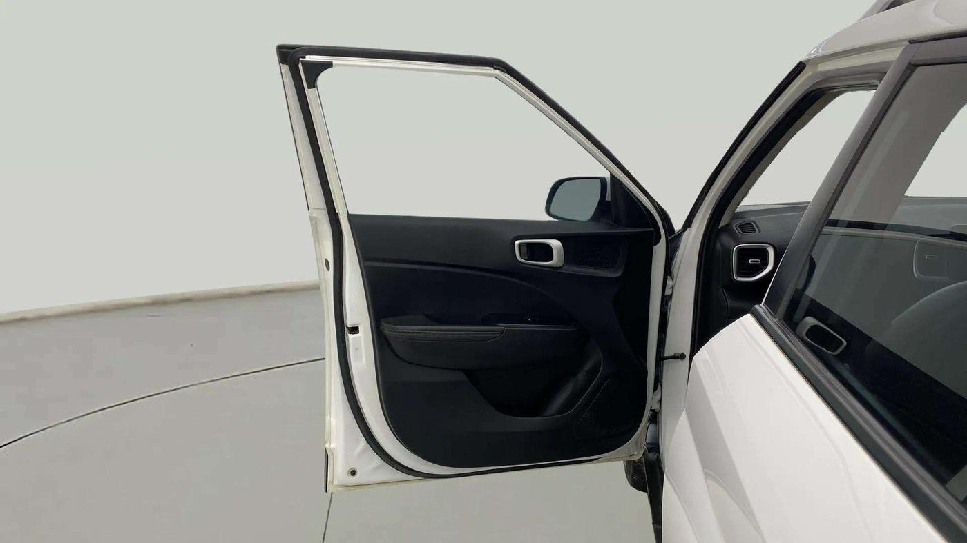 2019 Hyundai VENUE SX 1.0 (O) TURBO, Petrol, Manual, 66,431 km, LHS Front Door