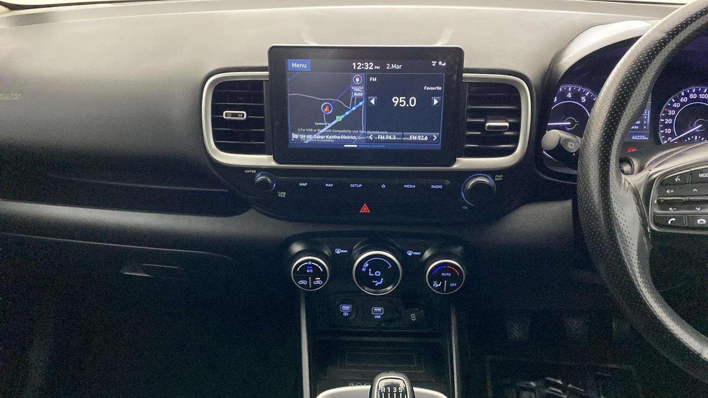 2019 Hyundai VENUE SX 1.0 (O) TURBO, Petrol, Manual, 66,431 km, Air Conditioner