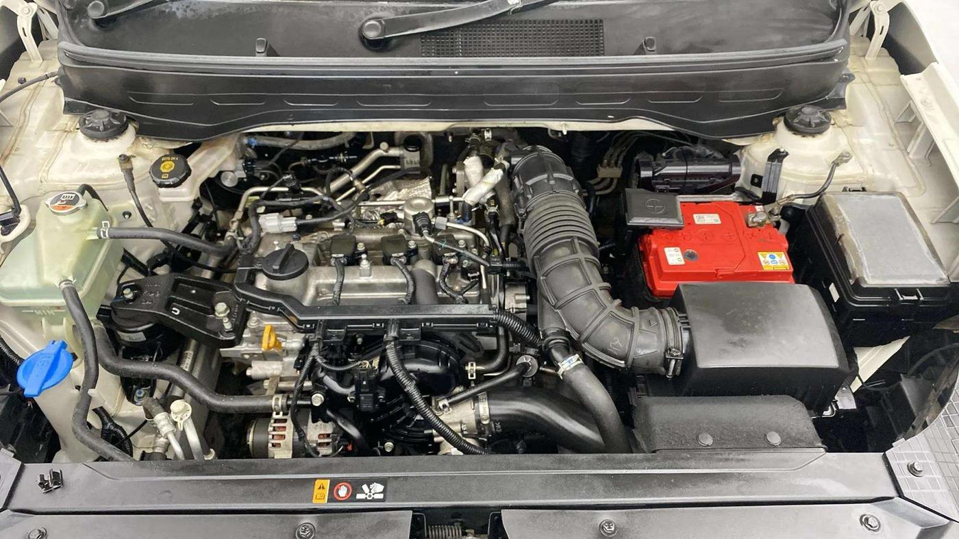 2019 Hyundai VENUE SX 1.0 (O) TURBO, Petrol, Manual, 66,431 km, Engine View