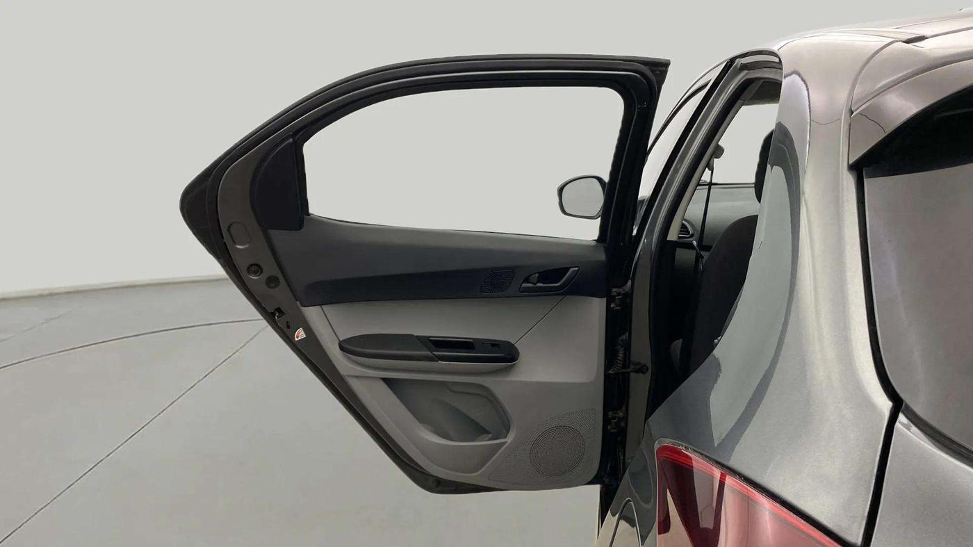 2024 Tata Tiago XTA CNG , CNG, Automatic, 13,315 km, LHS Rear Door