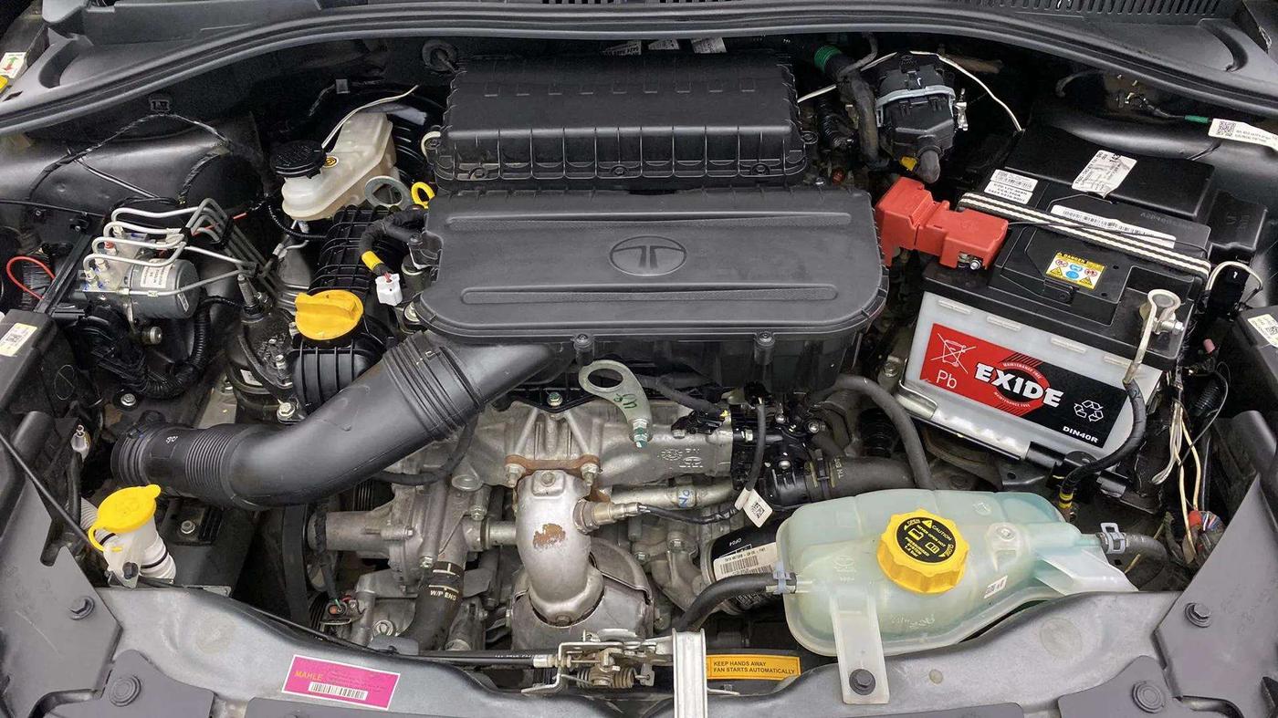 2024 Tata Tiago XTA CNG , CNG, Automatic, 13,315 km, Engine View