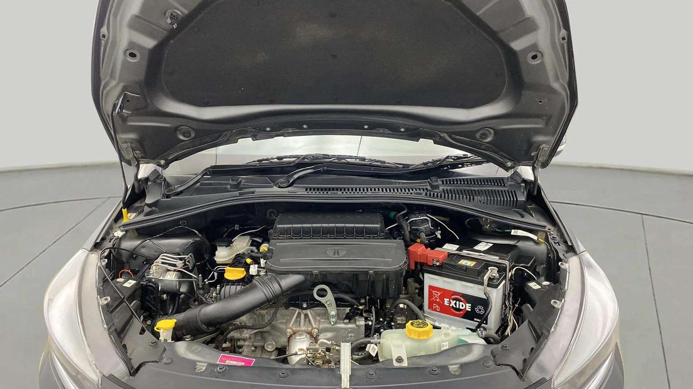 2024 Tata Tiago XTA CNG , CNG, Automatic, 13,315 km, Open Bonet