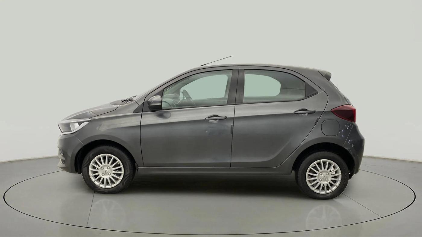 2024 Tata Tiago XTA CNG , CNG, Automatic, 13,315 km, Left Side