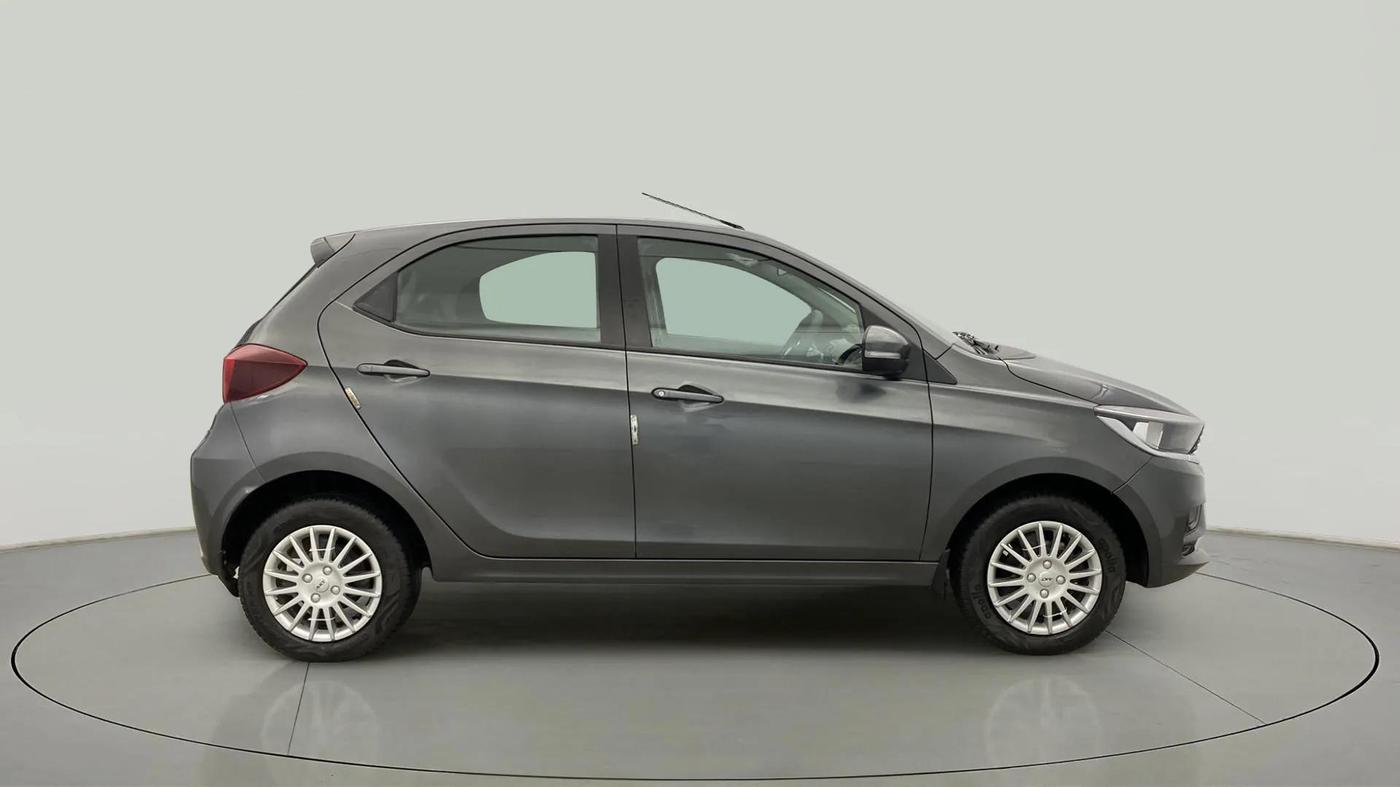 2024 Tata Tiago XTA CNG , CNG, Automatic, 13,315 km, Right Side View