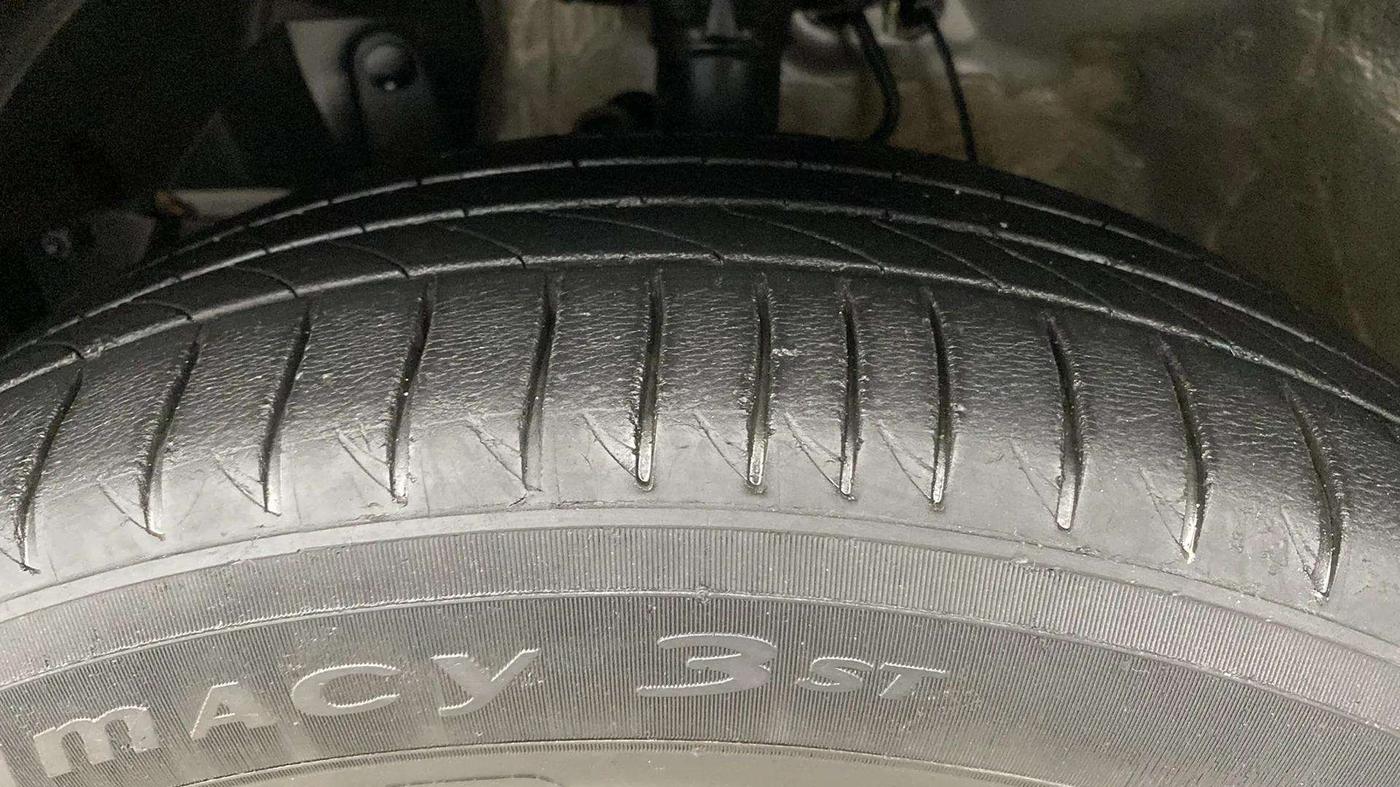 2019 Honda WR-V 1.2L I-VTEC VX MT, Petrol, Manual, 37,459 km, Left Front Tyre Tread
