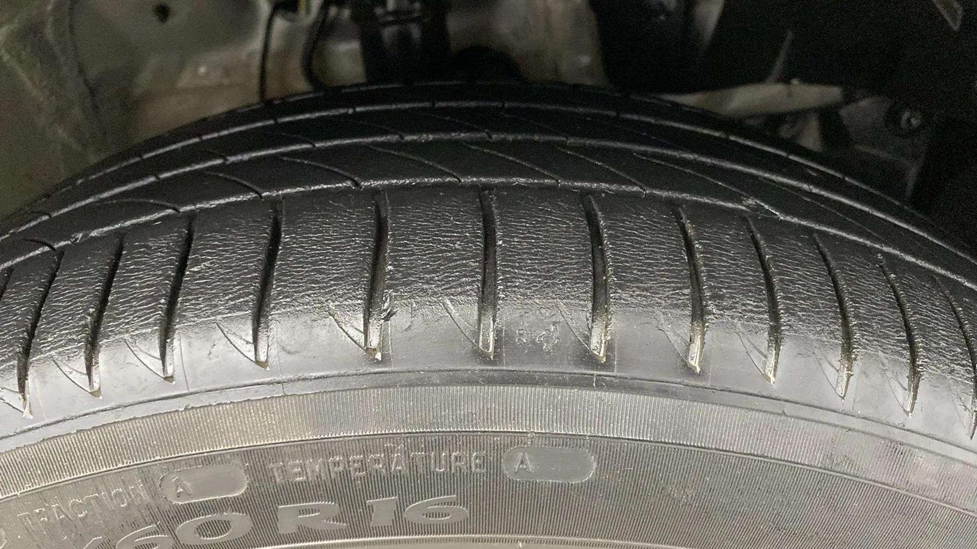 2019 Honda WR-V 1.2L I-VTEC VX MT, Petrol, Manual, 37,459 km, Right Front Tyre Tread