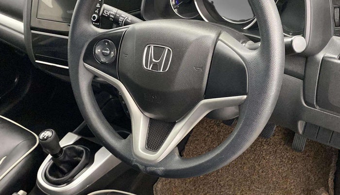 2019 Honda WR-V 1.2L I-VTEC VX MT, Petrol, Manual, 36,845 km, Steering wheel - Phone control not functional