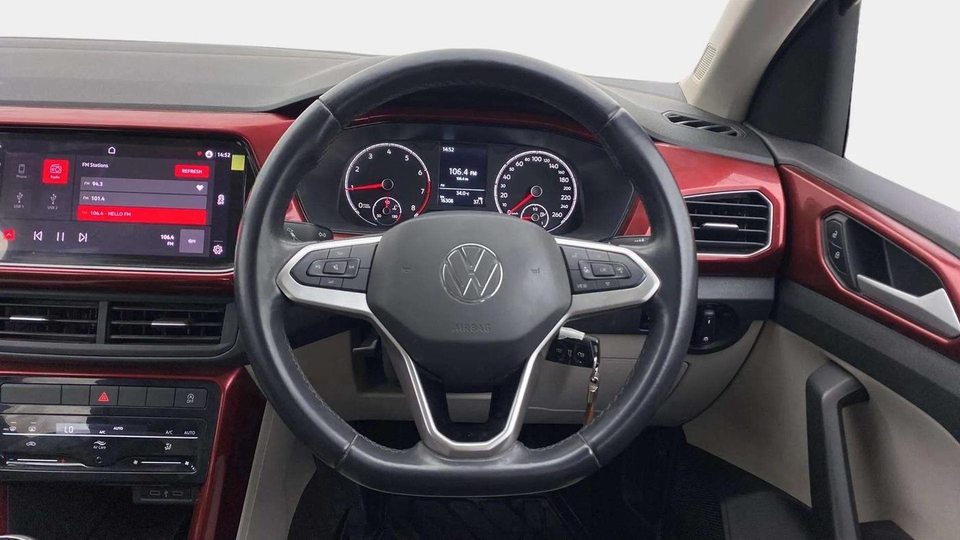 2021 Volkswagen TAIGUN GT 1.5 TSI MT, CNG, Manual, 16,308 km, Steering Wheel Close Up