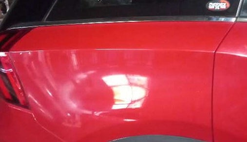 2023 Mahindra XUV700 AX 5 P MT 7 STR, Petrol, Manual, 12,009 km, Right quarter panel - Paint has minor damage