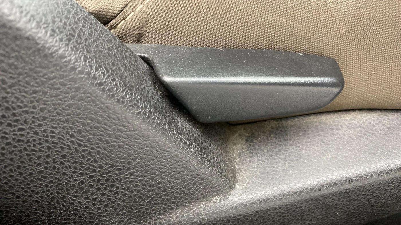 2017 Renault Duster RXL PETROL, Petrol, Manual, 93,041 km, Driver Side Adjustment Panel