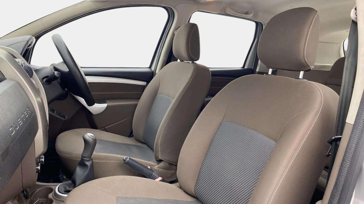 2017 Renault Duster RXL PETROL, Petrol, Manual, 93,041 km, Right Side Front Door Cabin
