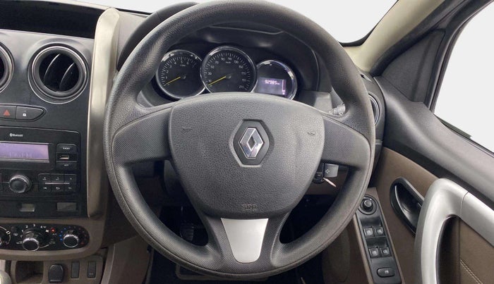 2017 Renault Duster RXL PETROL, Petrol, Manual, 92,958 km, Steering Wheel Close Up