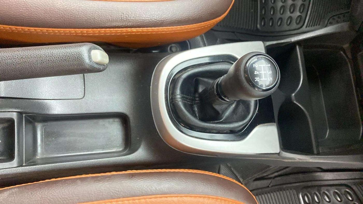 2018 Honda WR-V 1.2L I-VTEC VX MT, Petrol, Manual, 74,230 km, Gear Lever