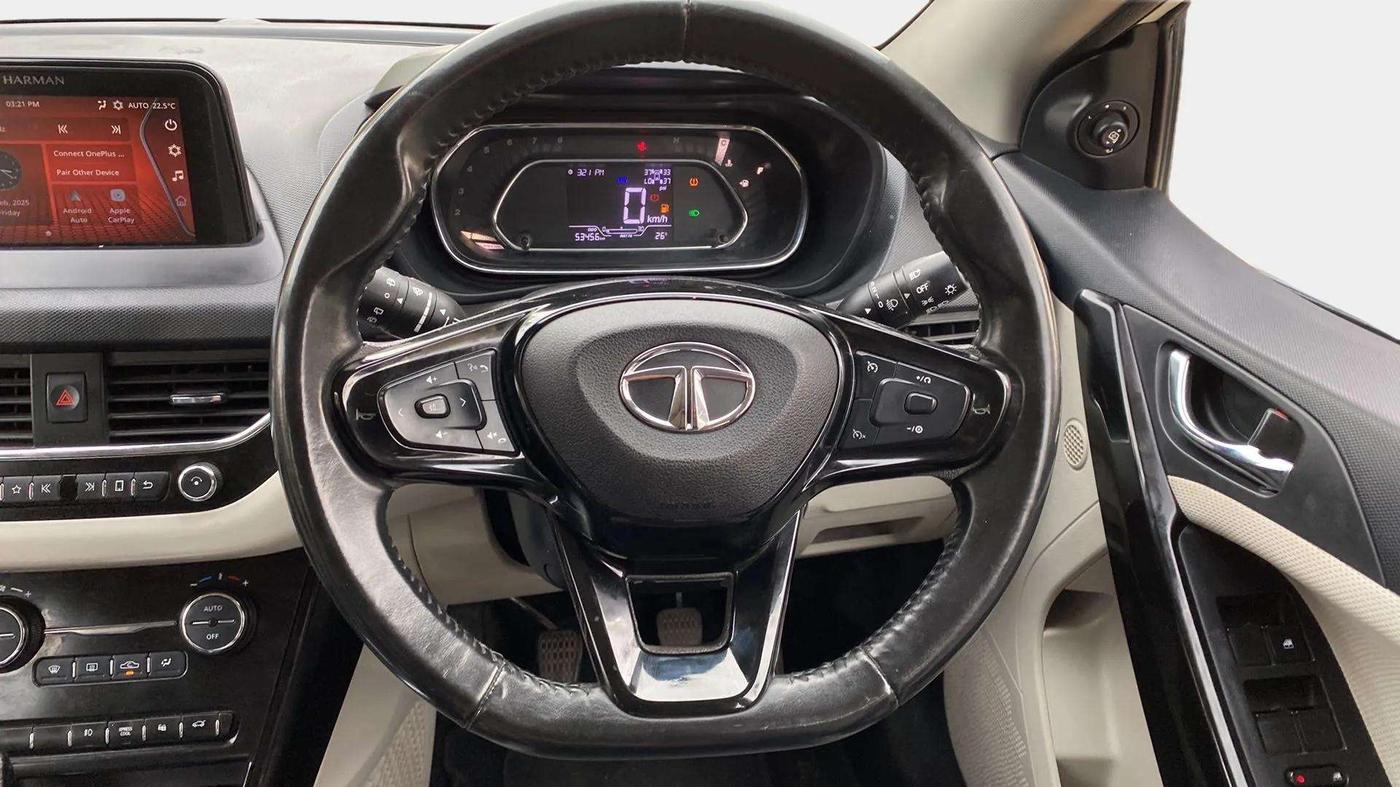 2021 Tata NEXON XZ PLUS DIESEL SUNROOF, Diesel, Manual, 53,450 km, Steering Wheel Close Up