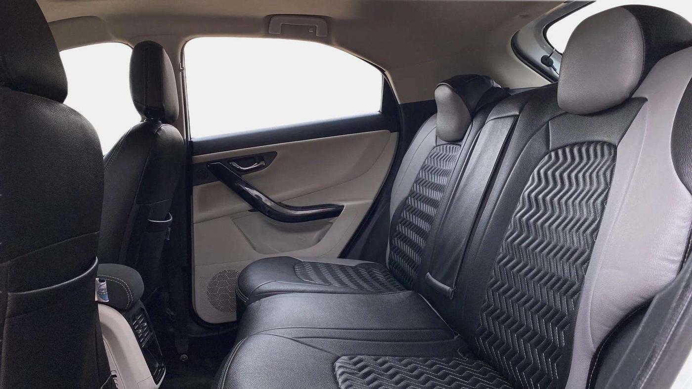2021 Tata NEXON XZ PLUS DIESEL SUNROOF, Diesel, Manual, 53,450 km, Right Side Rear Door Cabin