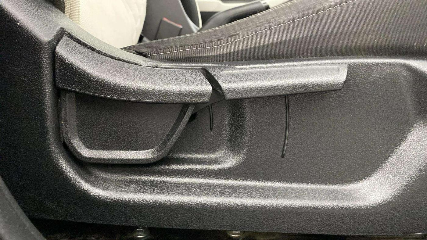 2021 Hyundai Creta S 1.5 PETROL, Petrol, Manual, 90,774 km, Driver Side Adjustment Panel