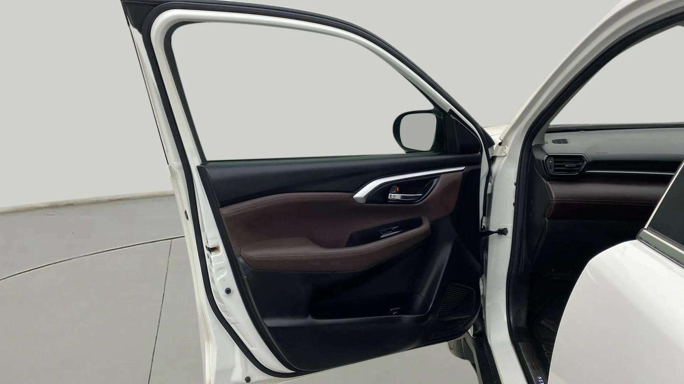 2023 Maruti Grand Vitara ALPHA SMART HYBRID, Petrol, Manual, 36,443 km, LHS Front Door