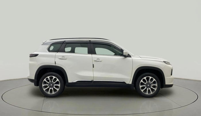 2023 Maruti Grand Vitara ALPHA SMART HYBRID, Petrol, Manual, 36,386 km, Right Side View