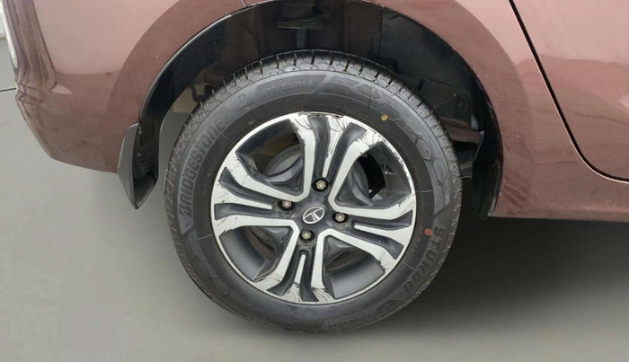 2022 Tata TIGOR XZ PLUS CNG, CNG, Manual, 49,434 km, Right Rear Wheel