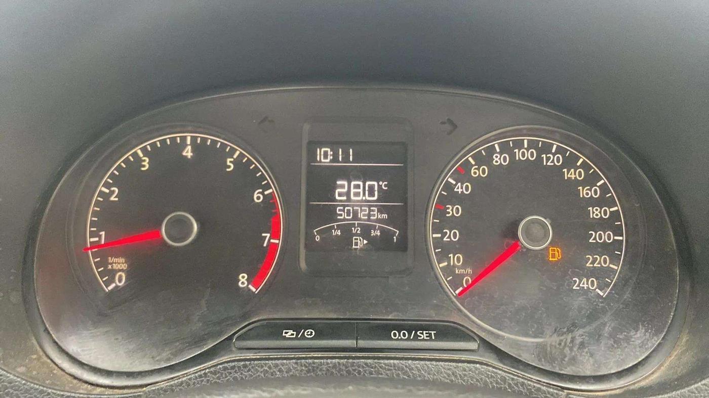 2017 Volkswagen Ameo TRENDLINE 1.2L, Petrol, Manual, 51,110 km, Odometer Image