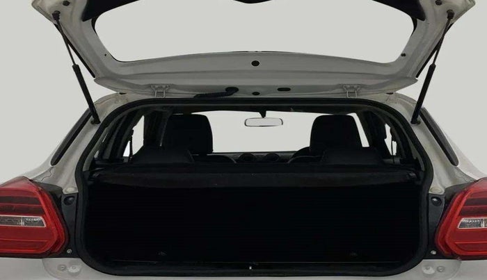 2020 Maruti Swift VXI, Petrol, Manual, 61,211 km, Boot Inside