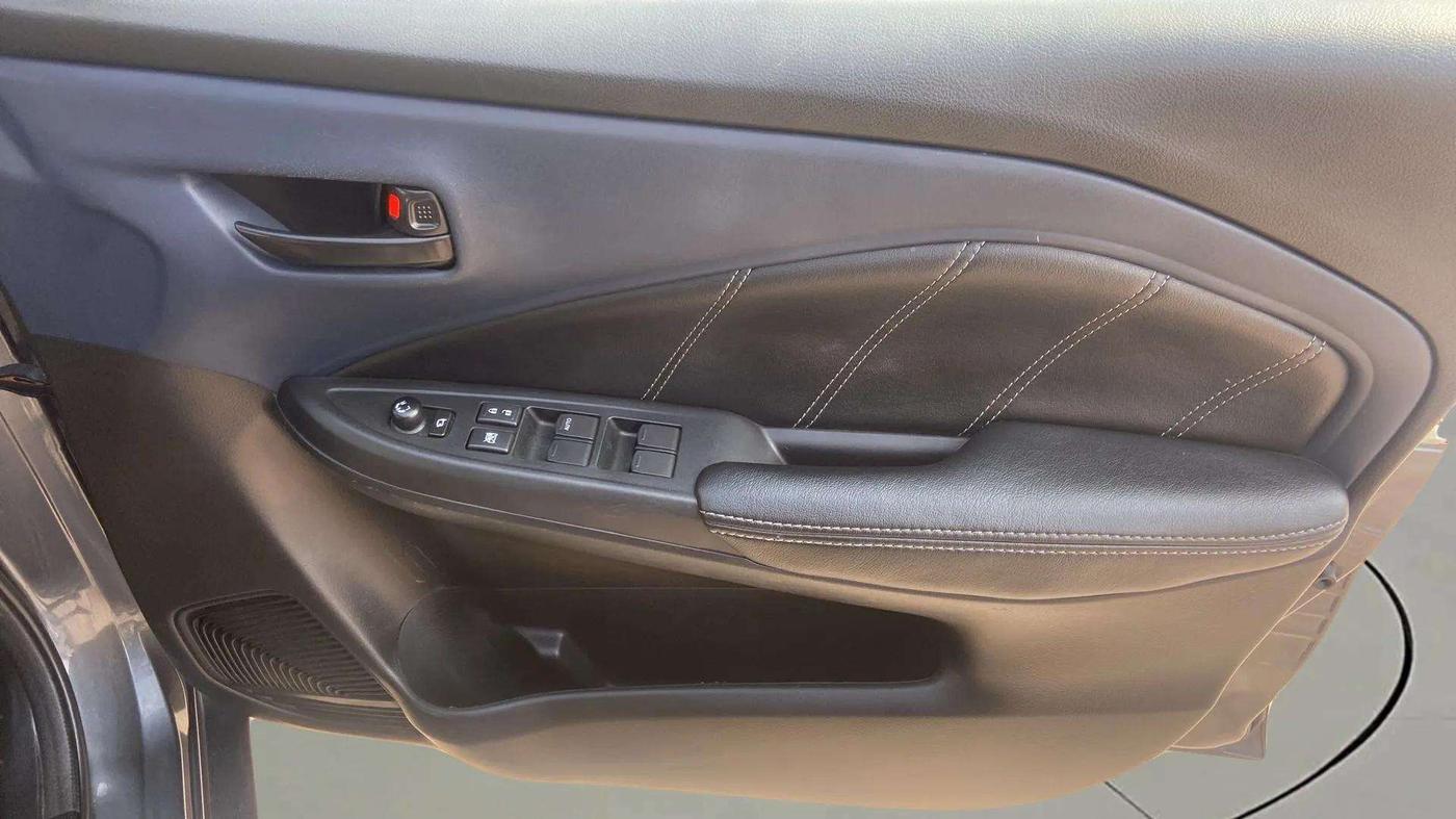 2023 Maruti Baleno DELTA 1.2 AGS, Petrol, Automatic, 24,046 km, Driver Side Door Panels Control