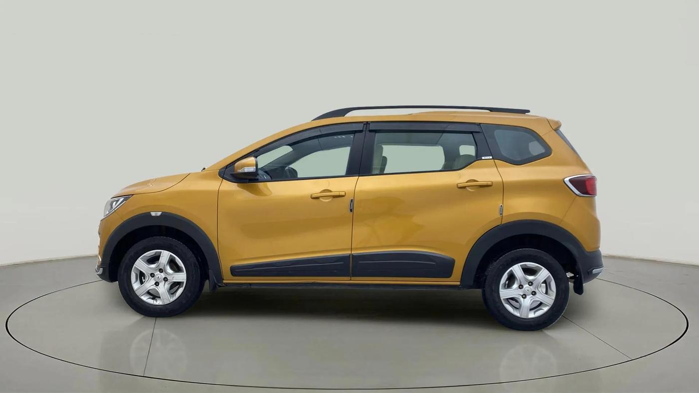 2019 Renault TRIBER RXZ, Petrol, Manual, 51,725 km, Left Side