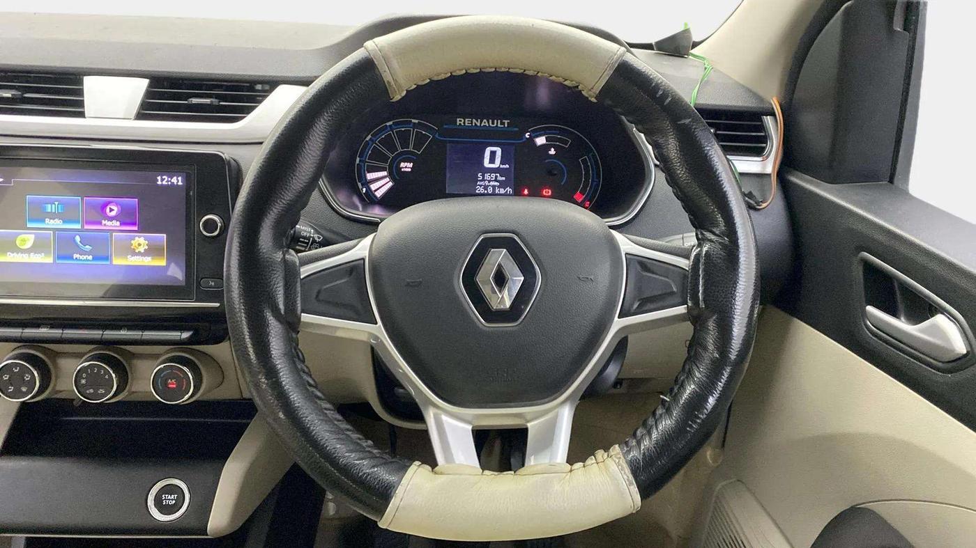 2019 Renault TRIBER RXZ, Petrol, Manual, 51,725 km, Steering Wheel Close Up