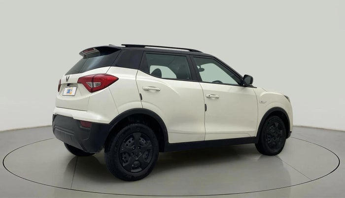 2023 Mahindra XUV300 W6 1.2 PETROL, Petrol, Manual, 18,129 km, Right Back Diagonal