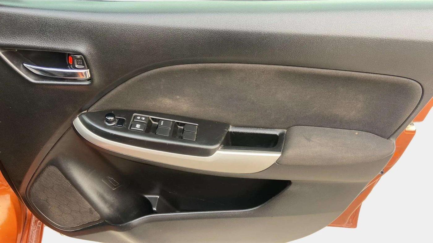 2017 Maruti Baleno ALPHA DIESEL 1.3, Diesel, Manual, 78,050 km, Driver Side Door Panels Control
