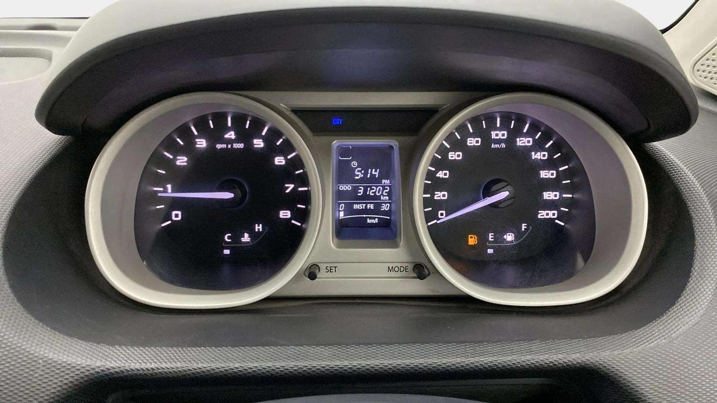 2016 Tata Tiago XZ PETROL, Petrol, Manual, 31,200 km, Odometer Image