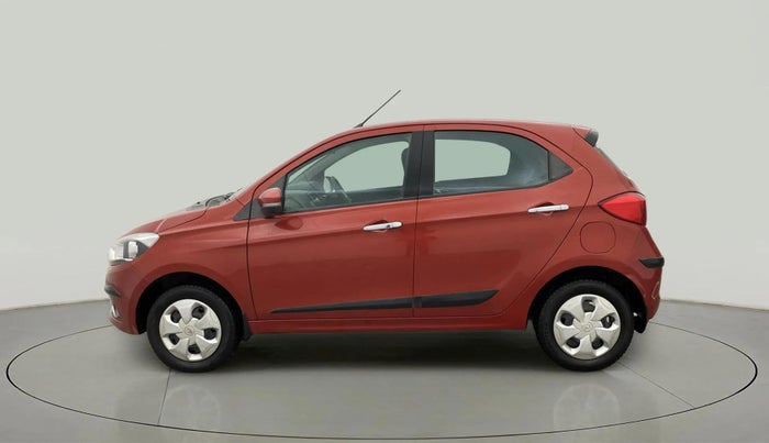 2016 Tata Tiago XZ PETROL, Petrol, Manual, 31,200 km, Left Side