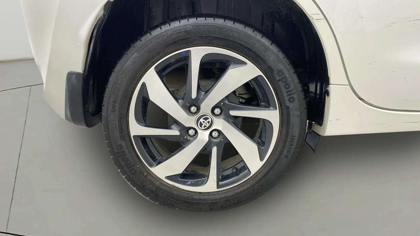 2023 Toyota Glanza G AMT, Petrol, Automatic, 37,830 km, Right Rear Wheel