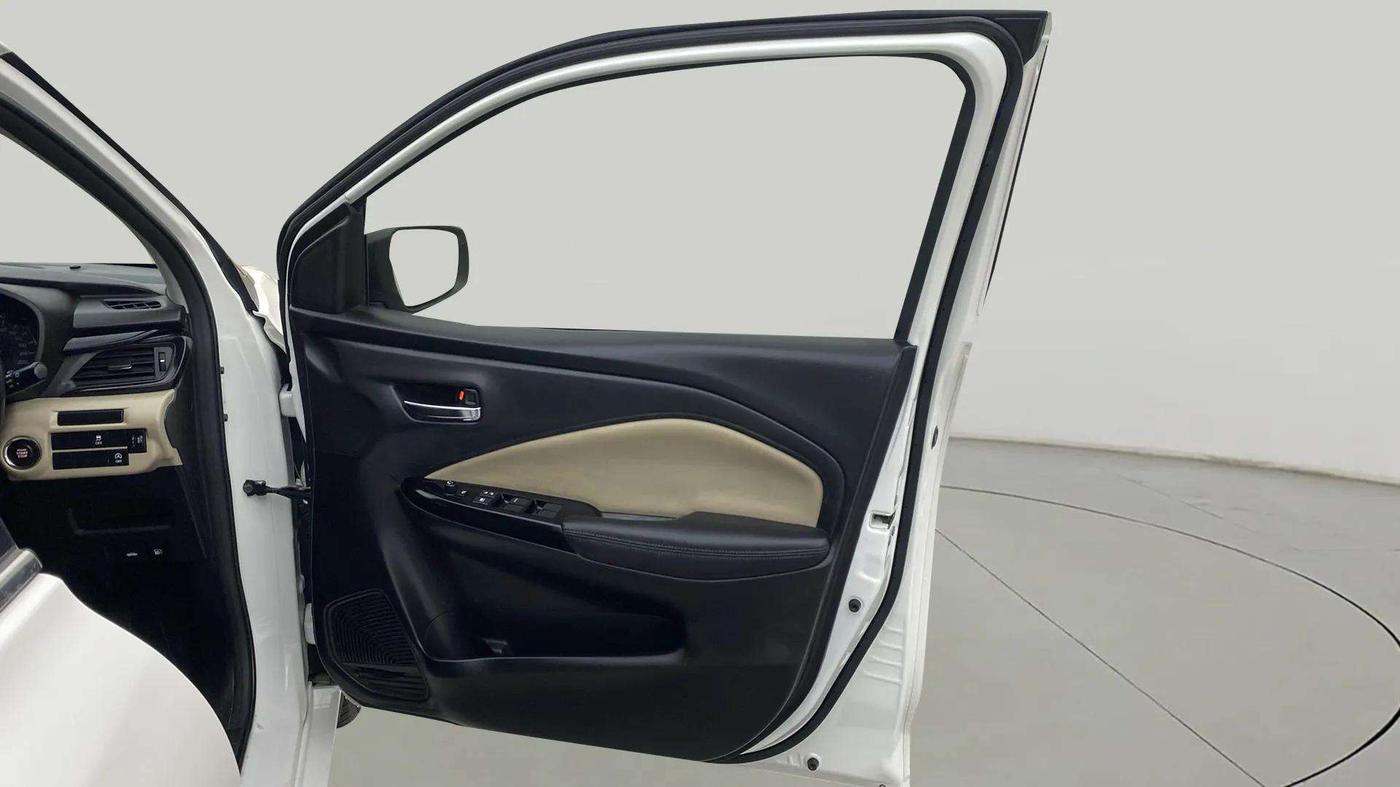 2023 Toyota Glanza G AMT, Petrol, Automatic, 37,830 km, RHS Front Door