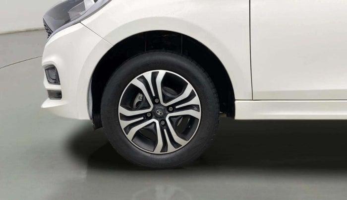 2024 Tata Tiago XTA CNG , CNG, Automatic, 6,102 km, Left Front Wheel