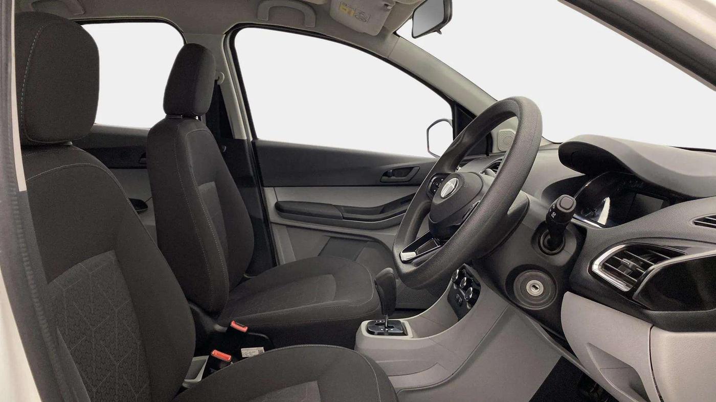 2024 Tata Tiago XTA CNG , CNG, Automatic, 6,485 km, Right Side Front Door Cabin