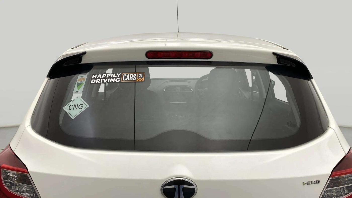 2024 Tata Tiago XTA CNG , CNG, Automatic, 6,485 km, Rear Windshield