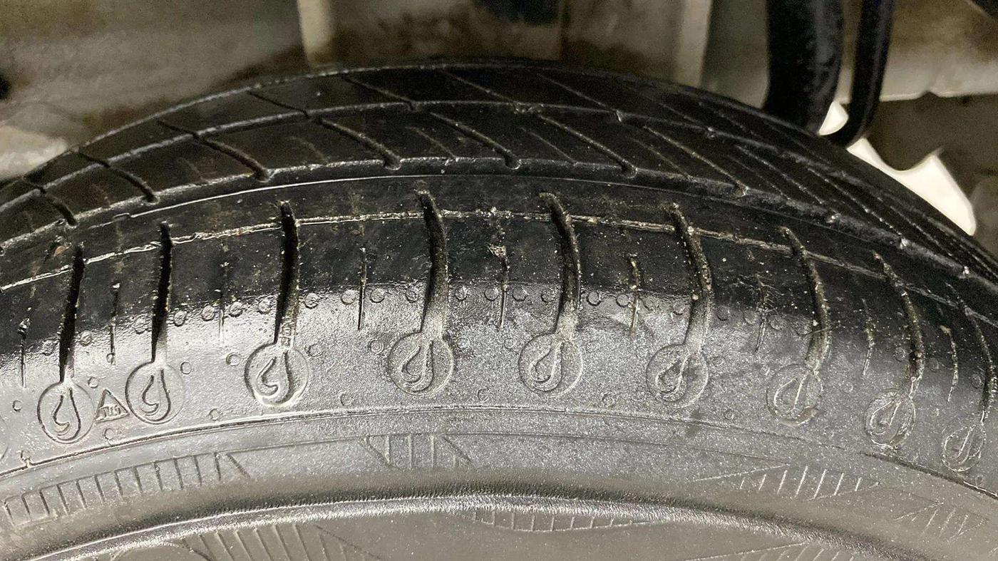 2024 Tata Tiago XTA CNG , CNG, Automatic, 6,485 km, Left Rear Tyre Tread