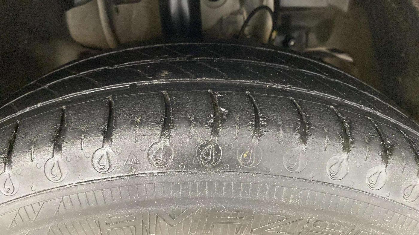 2024 Tata Tiago XTA CNG , CNG, Automatic, 6,485 km, Right Front Tyre Tread