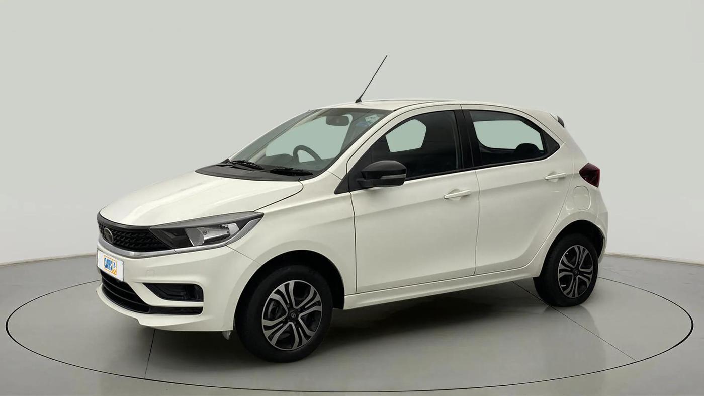 2024 Tata Tiago XTA CNG , CNG, Automatic, 6,485 km, Left Front Diagonal